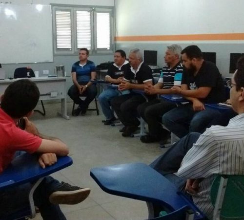 Reunião com xs servidorxs do Campus Catolé do Rocha. - Nesta reunião foi plantada uma semente para formação de mais uma Coordenação Municipal.
