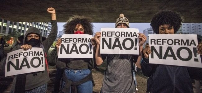 MEC quer acabar com educação de qualidade nos Institutos Federais para adotar o Novo Ensino Médio
