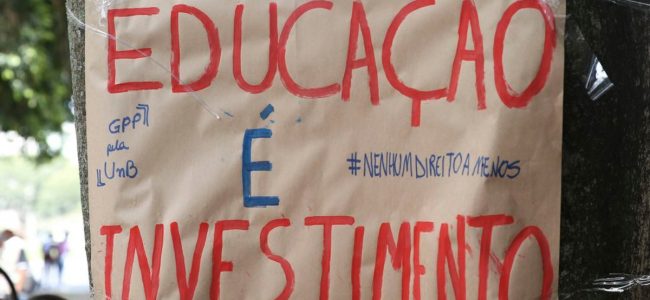 EDUCAÇÃO “As universidades geram receita própria, mas o governo se apropria dela”