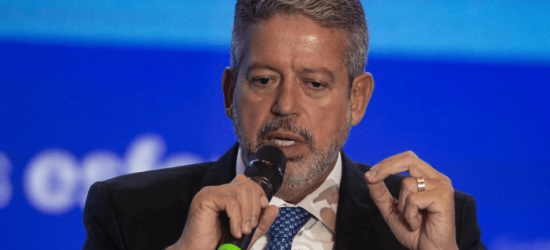 Ofensiva de Arthur Lira sobre a PEC 32